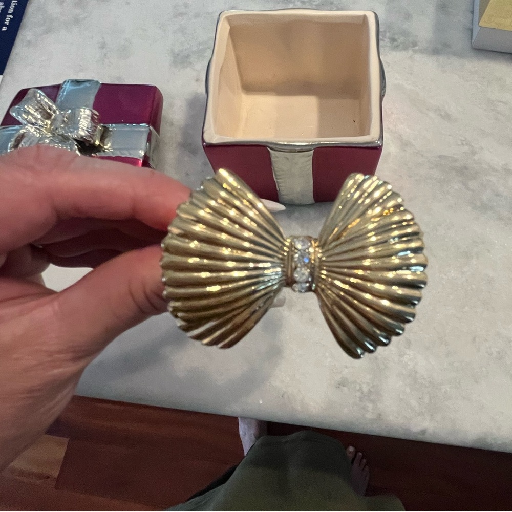 Lilly Pulitzer Pink Enamel Bracelet with Gold Bow